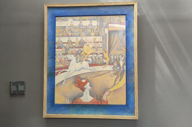 Eugene Tassart / Voyage10.com "The Circus" by Seurat